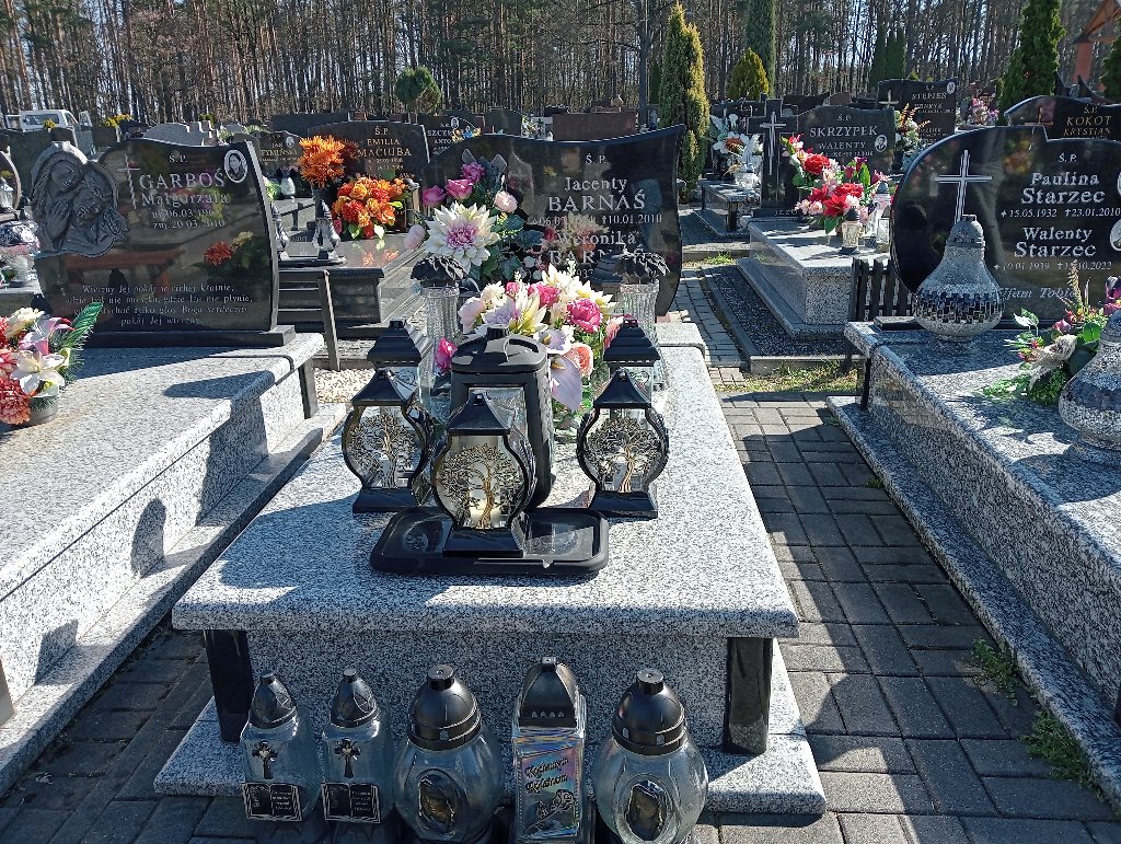 Grób Weronika Barnaś