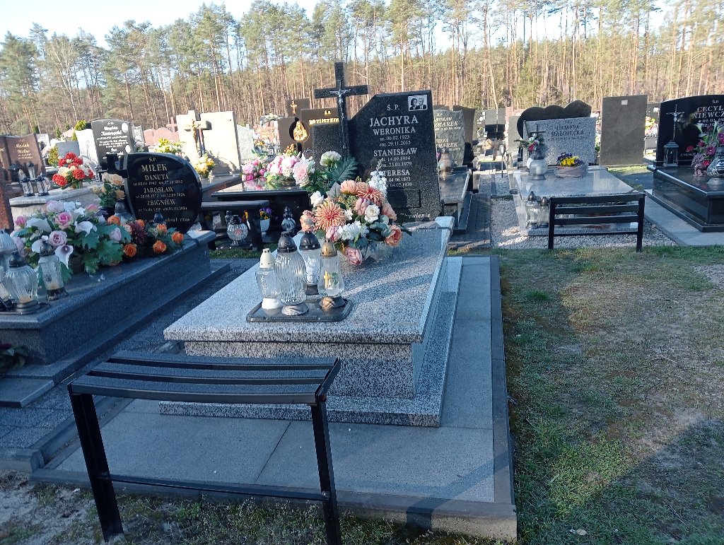 Grób Teresa Jachyra