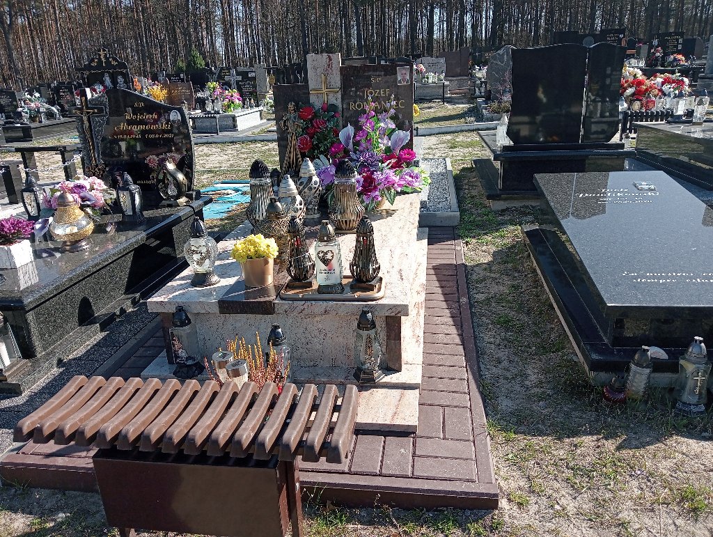 Grób Józef Romaniec