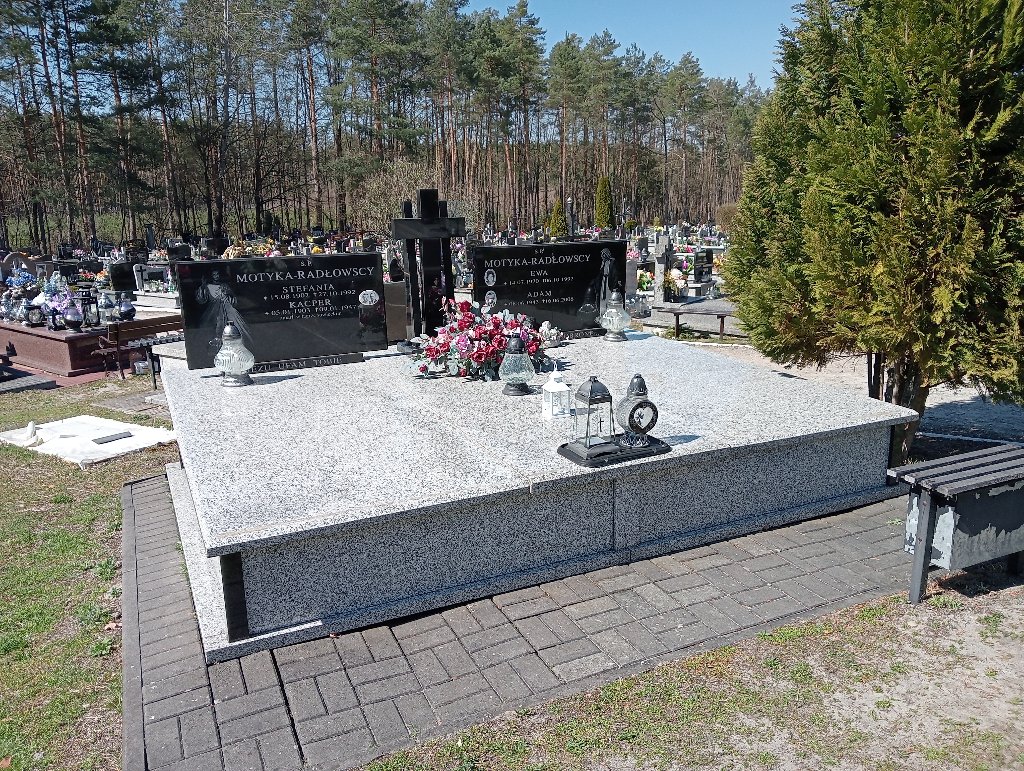 Grób Jadwiga Motyka-Radłowska
