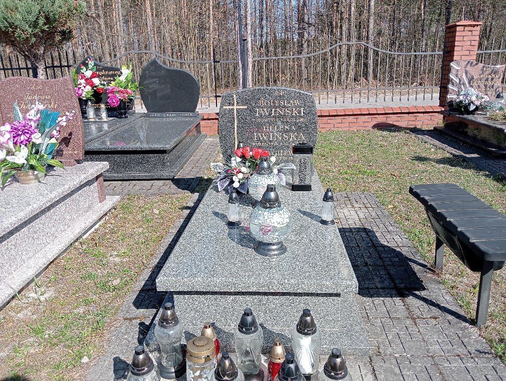 Grób Bolesław Iwiński