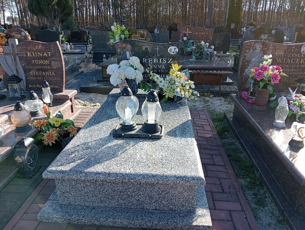 Grób Eugeniusz Rębisz